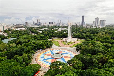 quezon memorial circle architect